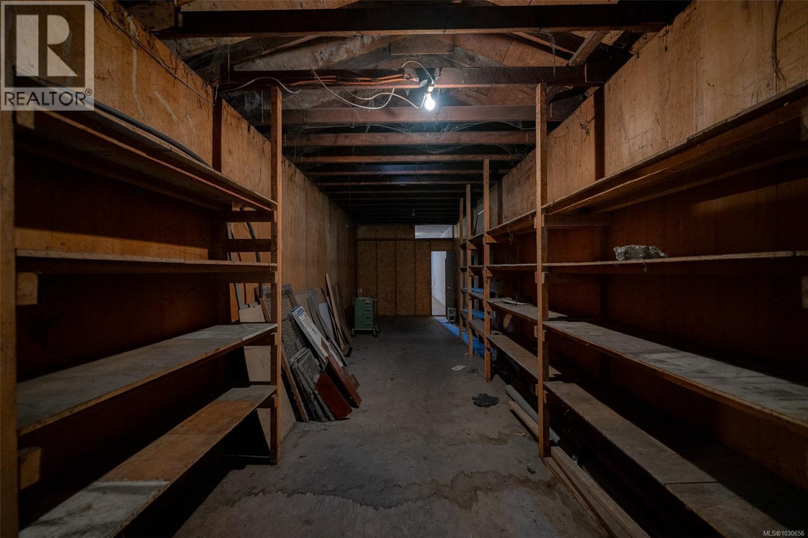 1850 ALBERNI HWY - 58