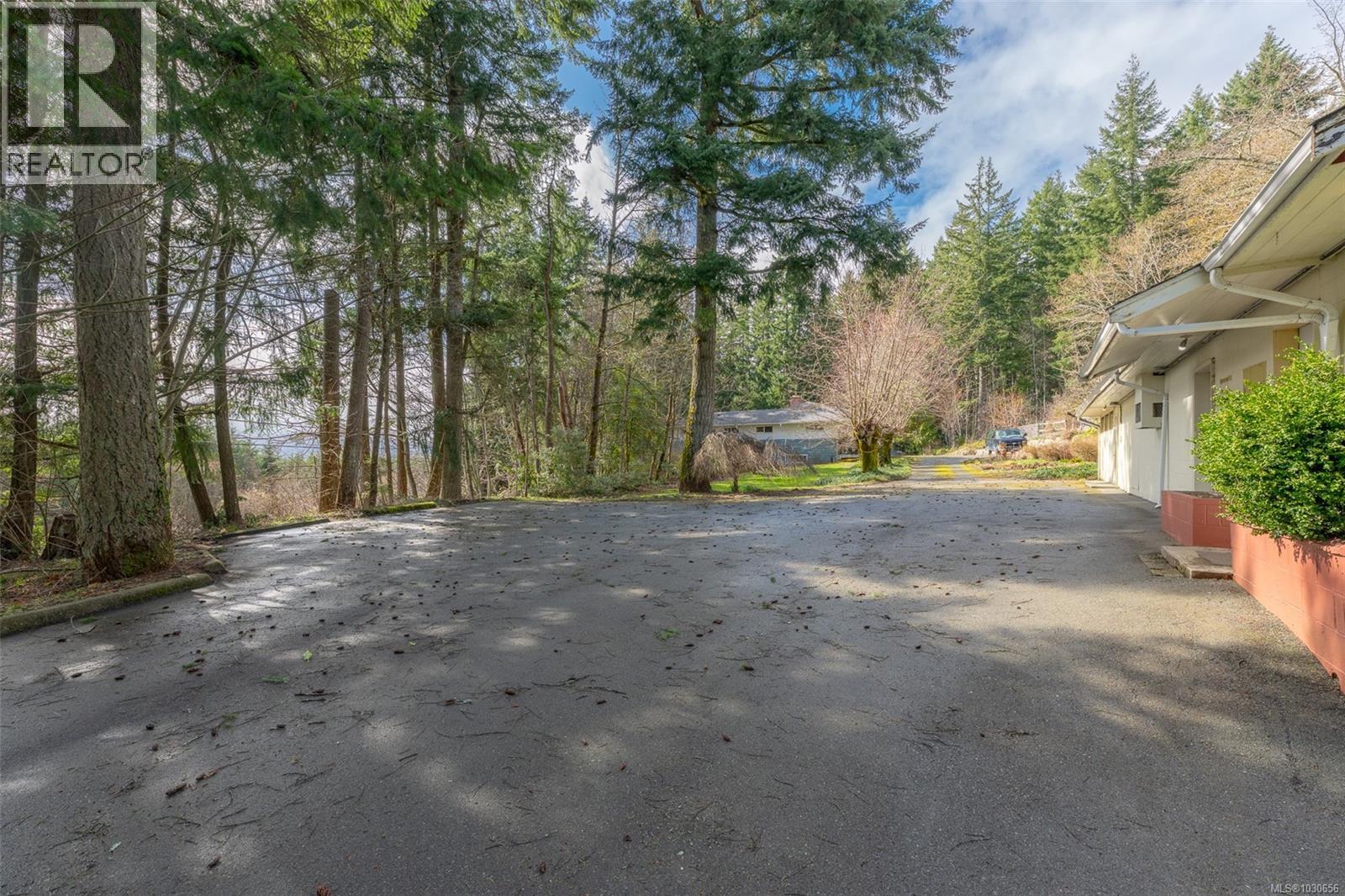 1850 Alberni Hwy - 47