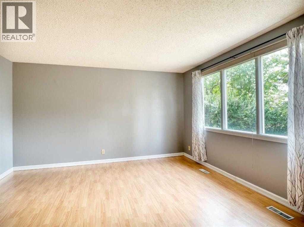 83 Barrett Drive, Red Deer