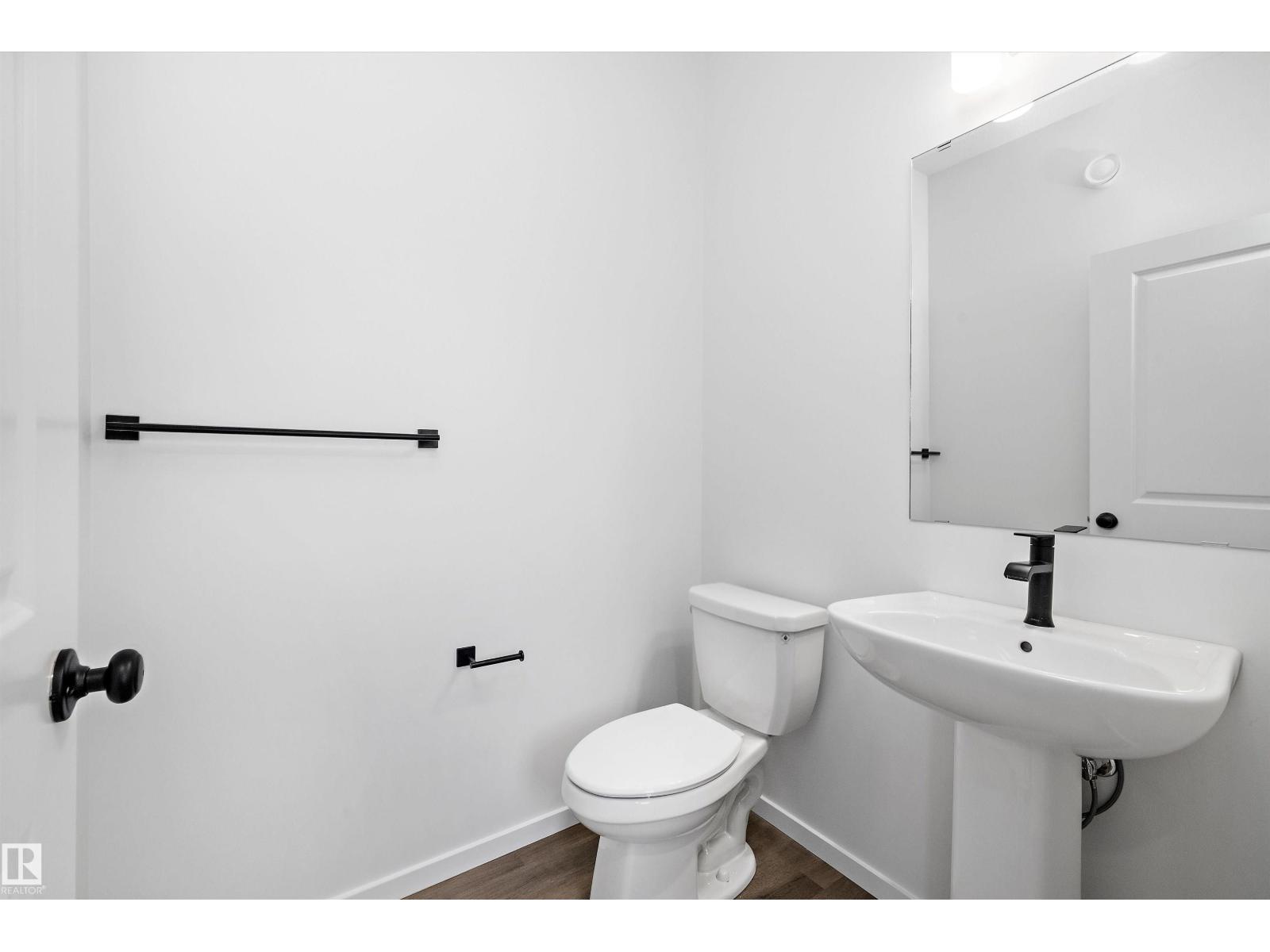 5458 Hawthorn Run SW - 2