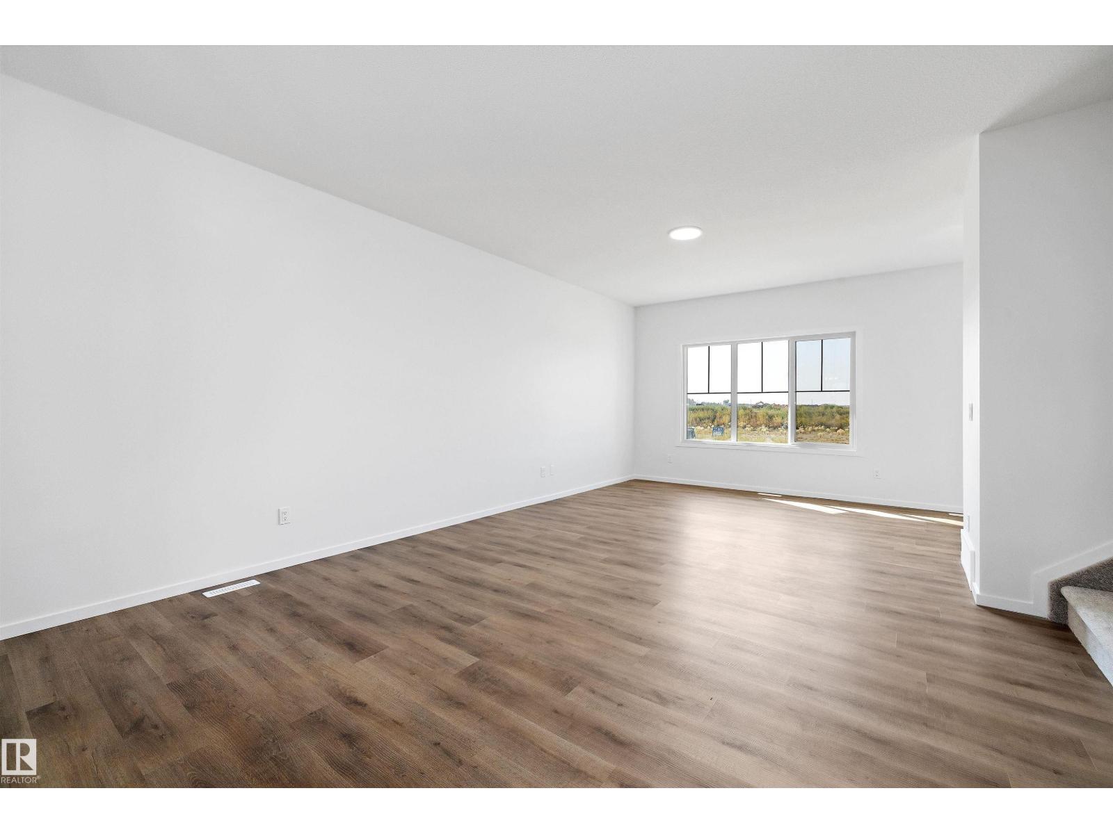 5458 Hawthorn Run SW - 5