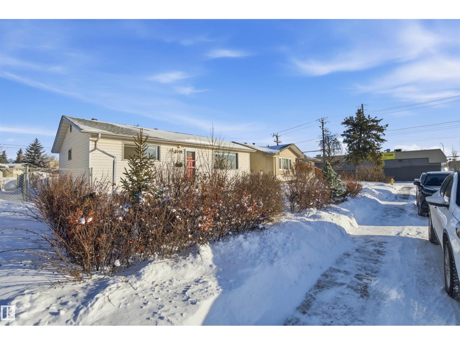 5208 90 AV NW, Edmonton