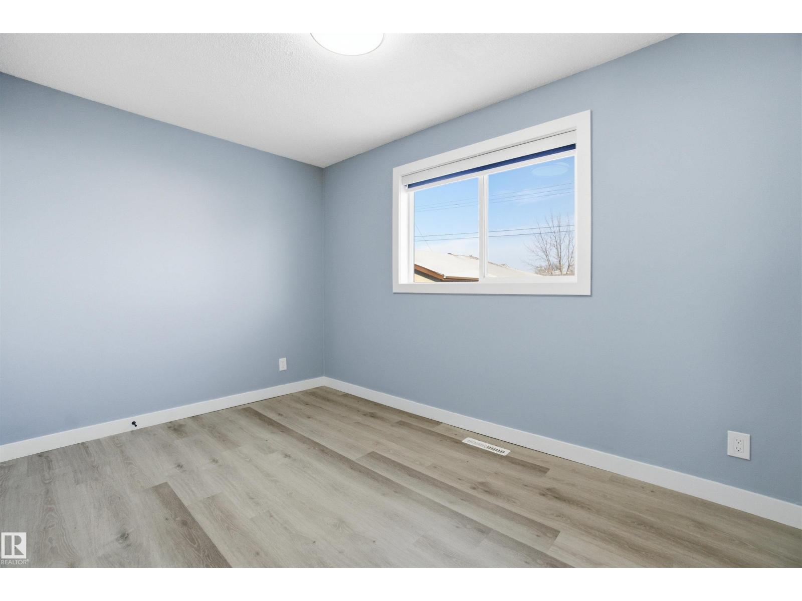 5208 90 AV NW, Edmonton