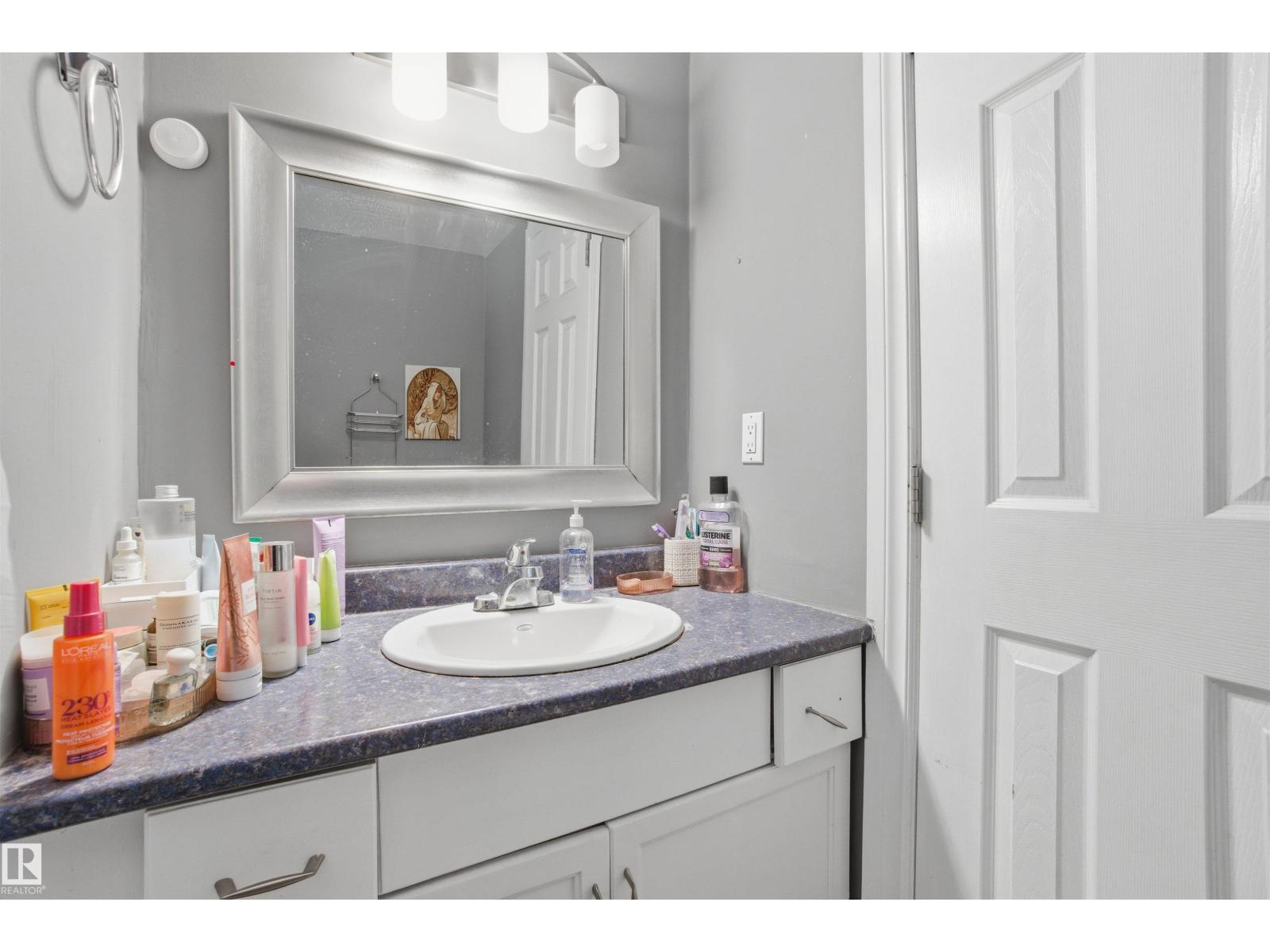 5208 90 AV NW, Edmonton