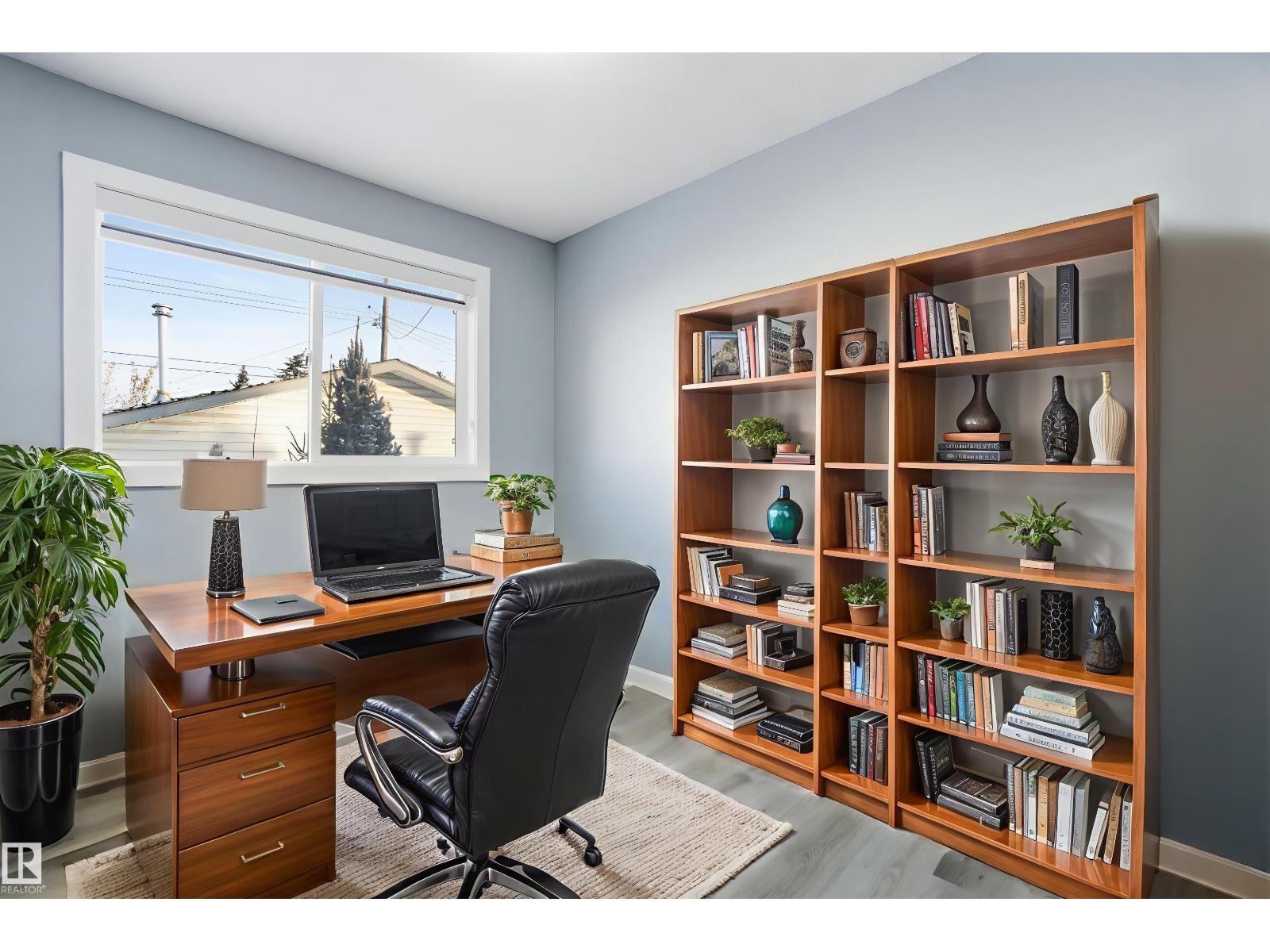 5208 90 AV NW, Edmonton