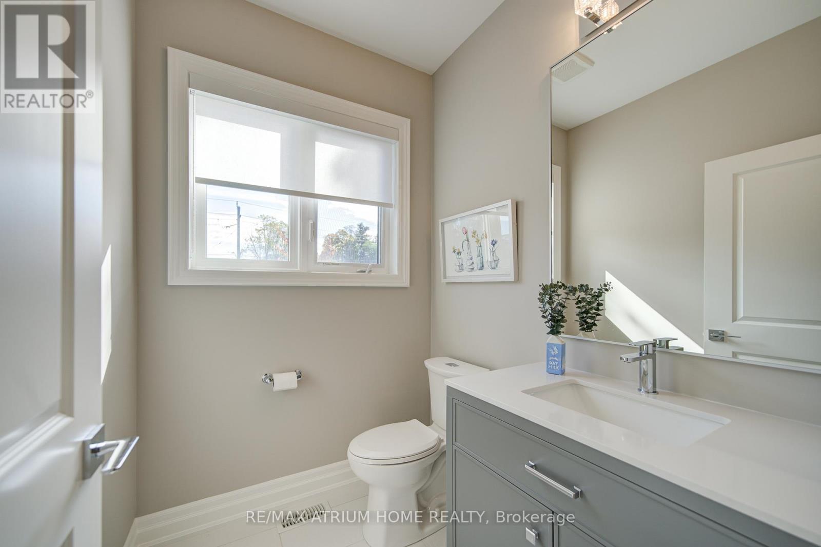 #2 111 WILSON STREET E - 14