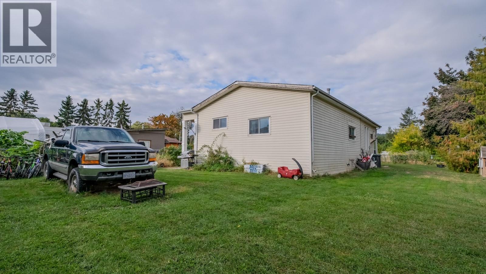 11337 Reiswig Road, Lake Country