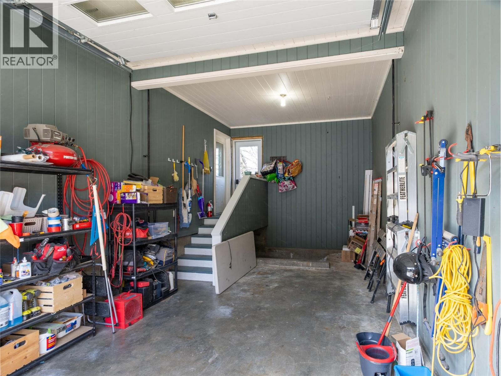 1669 Hiob Road, Revelstoke