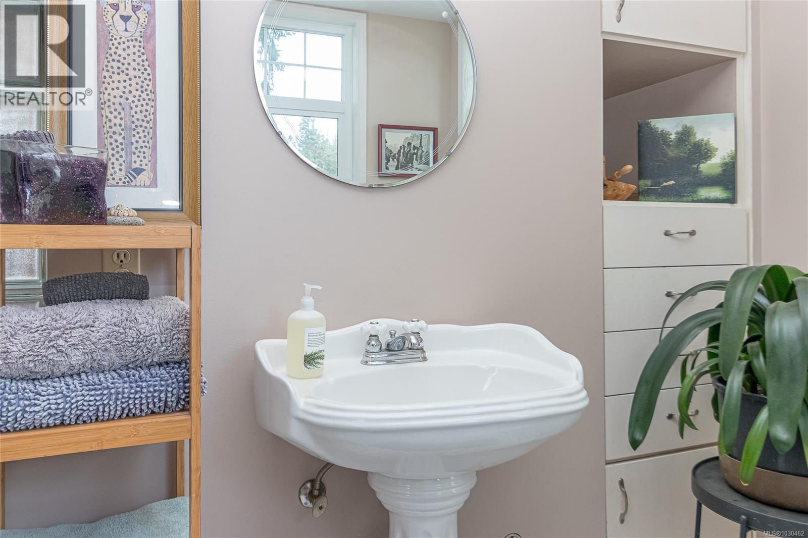 2780 RITTEN Rd, Nanaimo