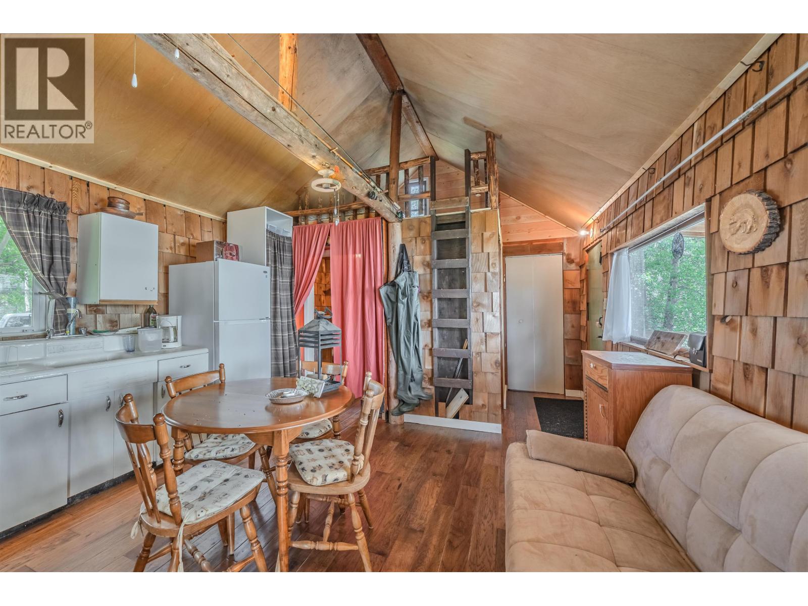 4778 BINNIE ROAD - 18