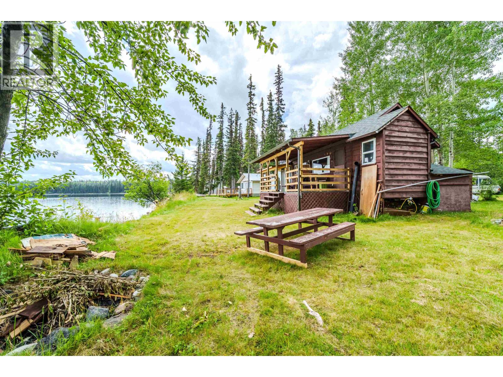 4778 BINNIE ROAD - 6