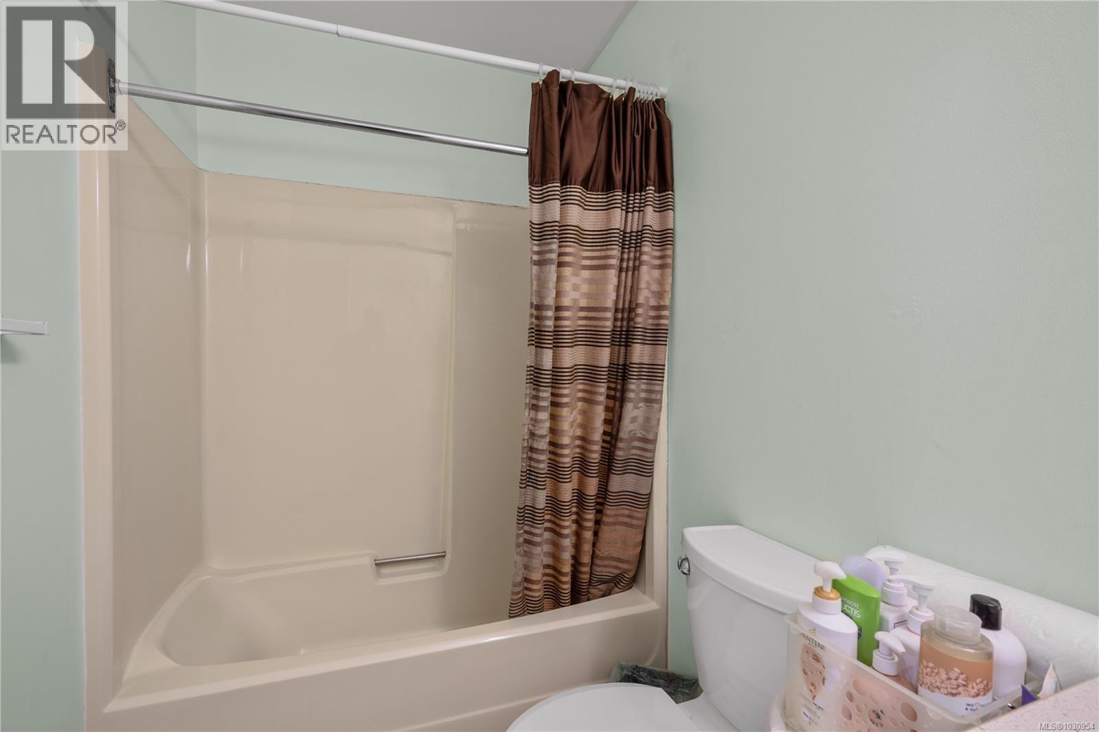 308 1351 Esquimalt Rd, Esquimalt