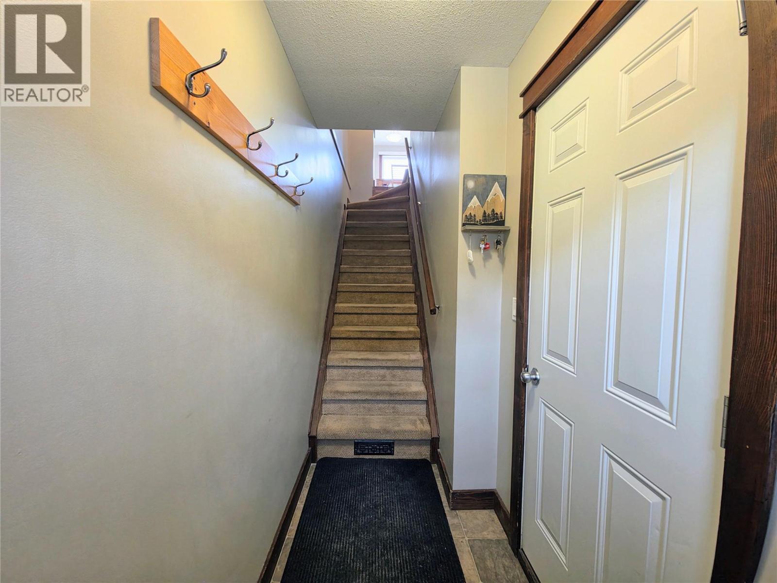 701 200 BLACK FOREST Trail, Invermere