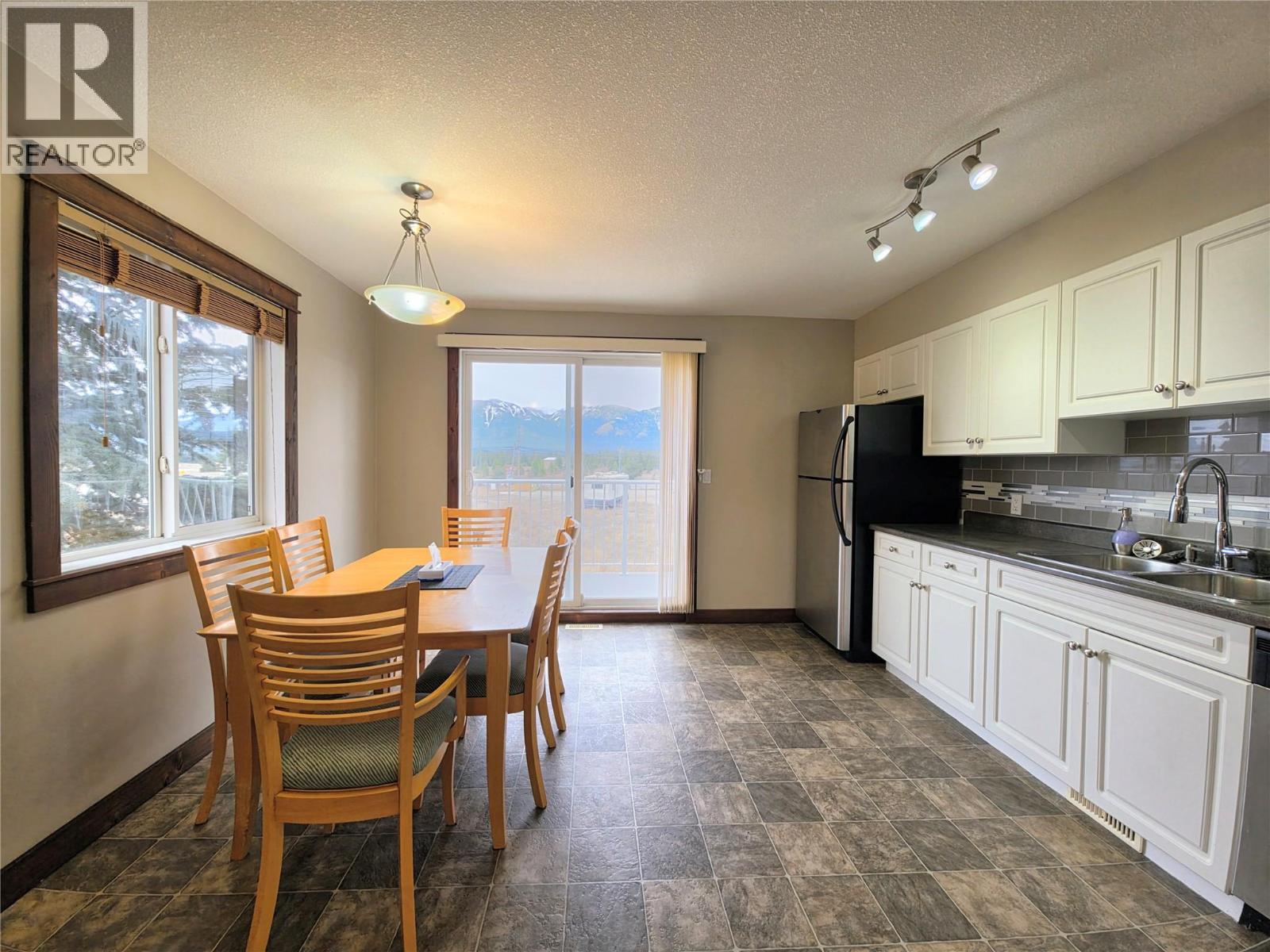 701 200 BLACK FOREST Trail, Invermere