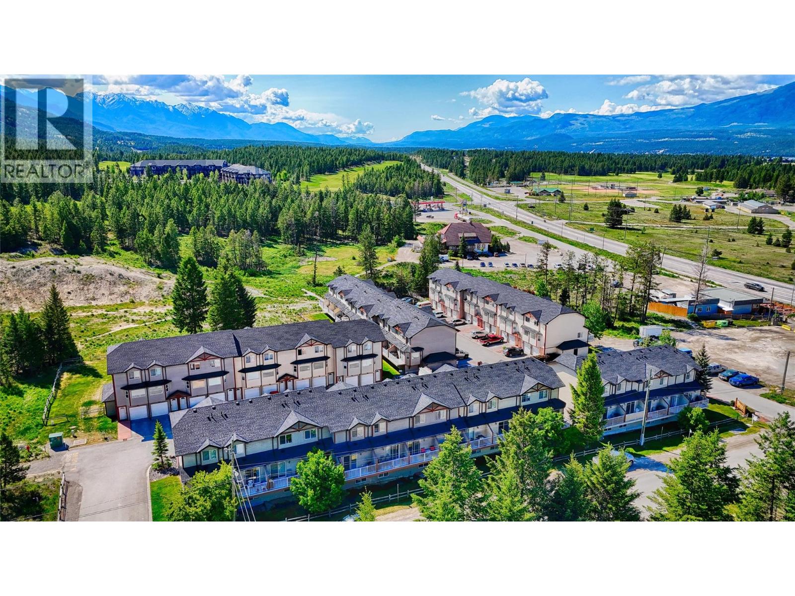 701 200 BLACK FOREST Trail, Invermere