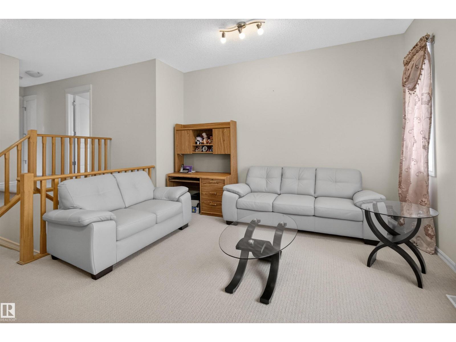 20707 56 AV NW, Edmonton