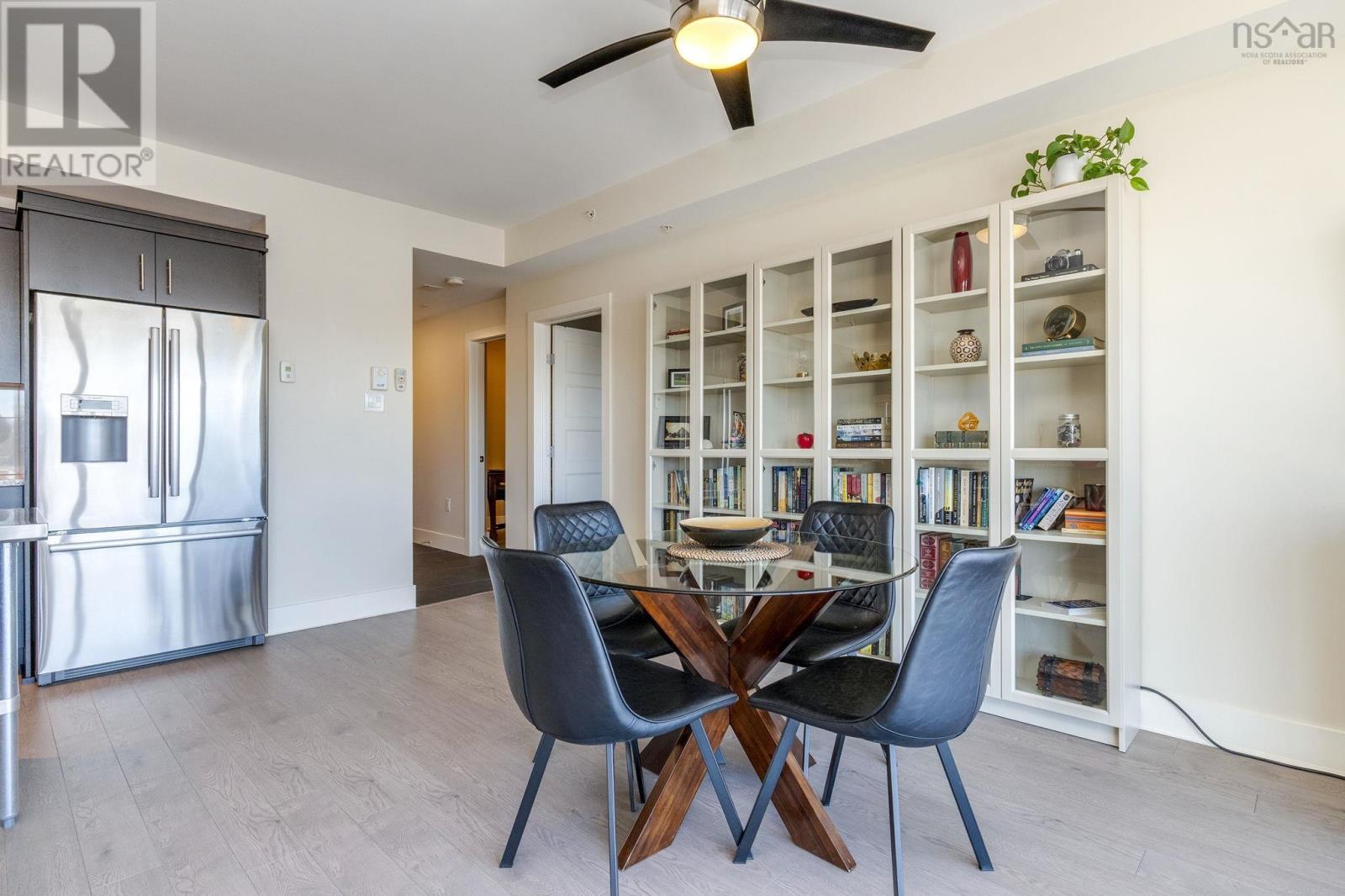 #1007 15 KINGS WHARF PLACE - 24