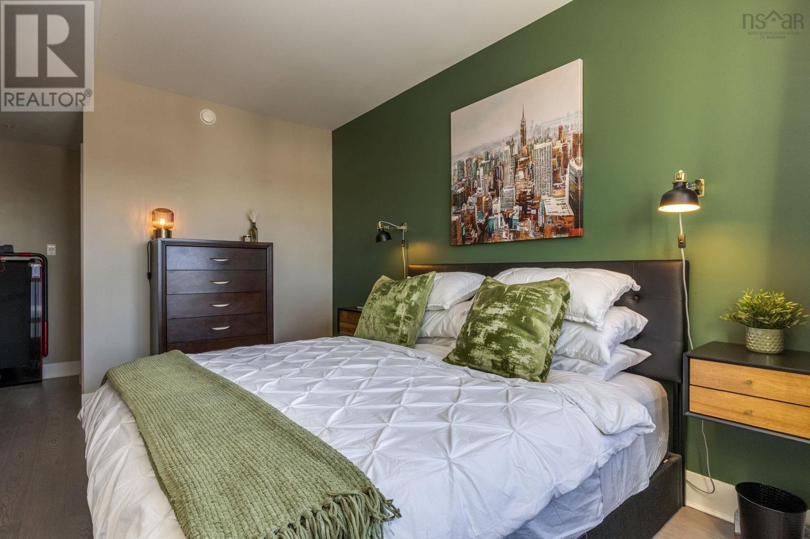 #1007 15 KINGS WHARF PLACE - 27