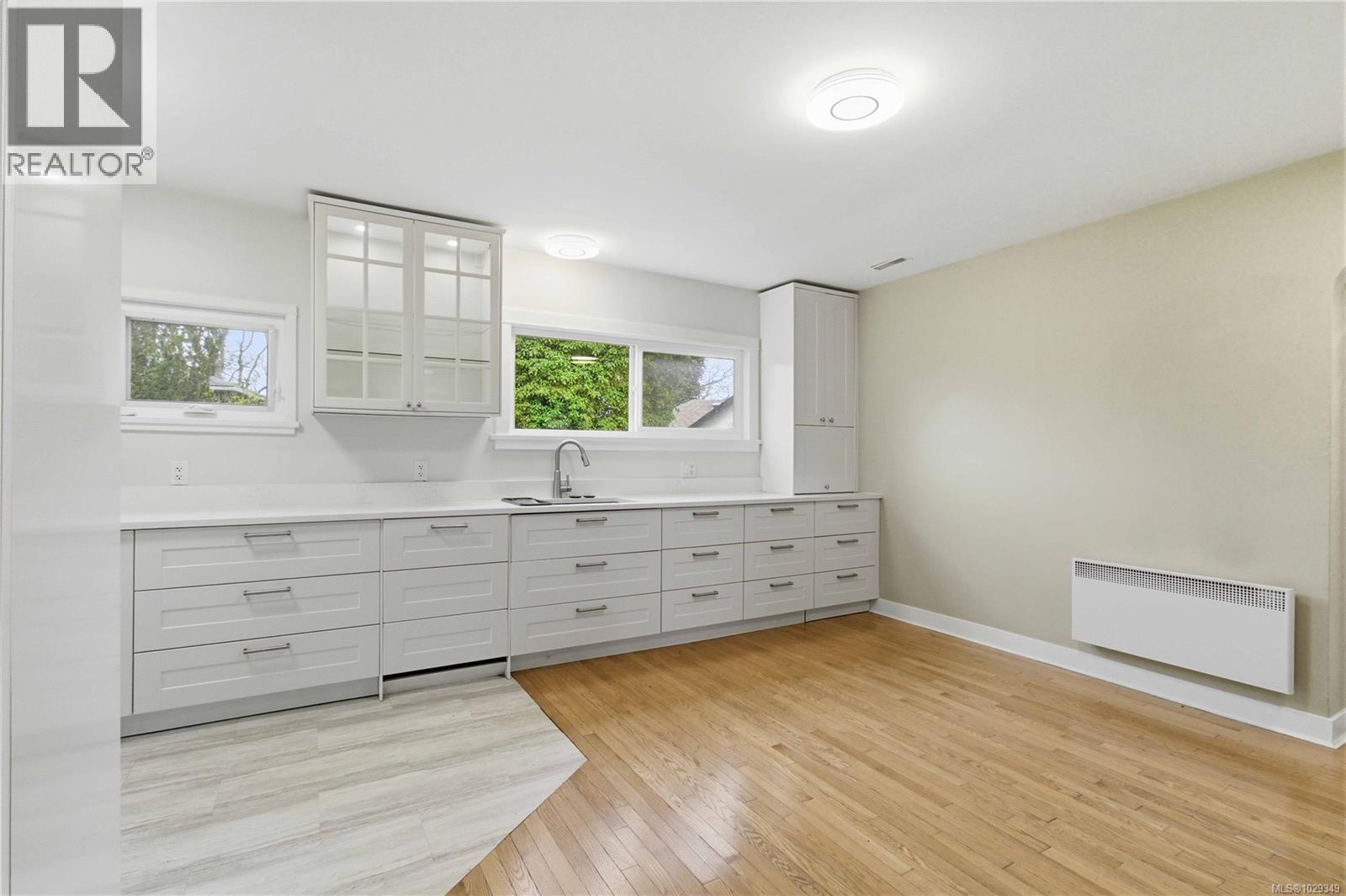  3438 Cook Street, Saanich