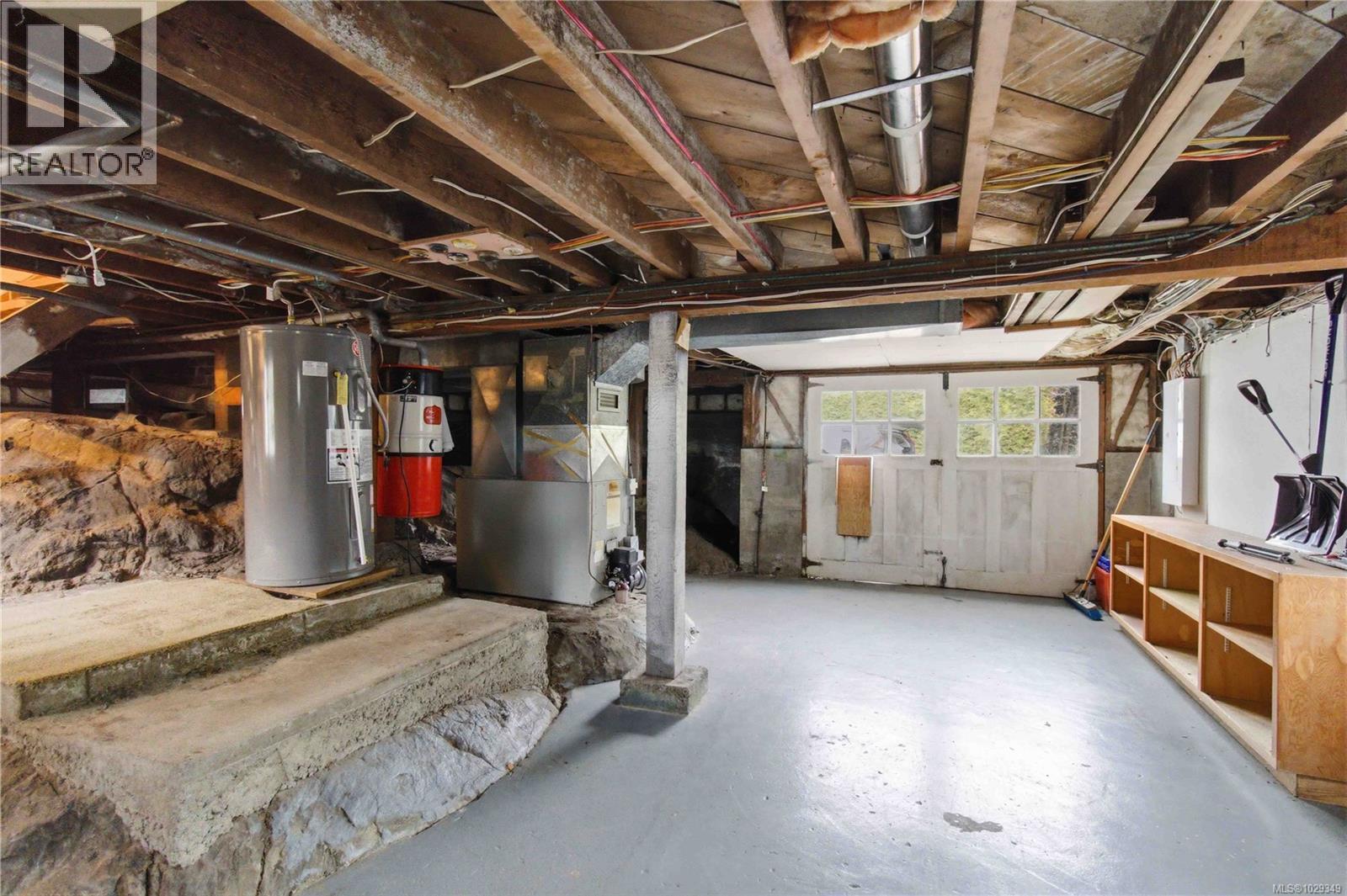  3438 Cook Street, Saanich