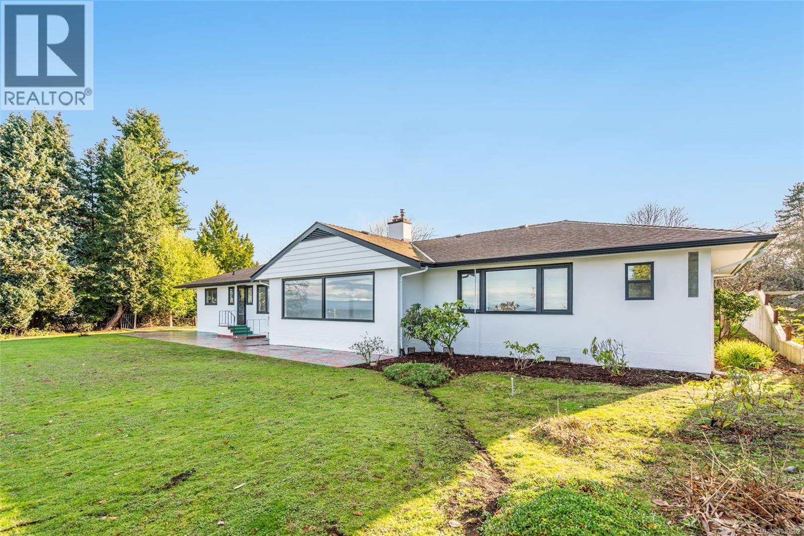 441 MEMORIAL AVE - 39