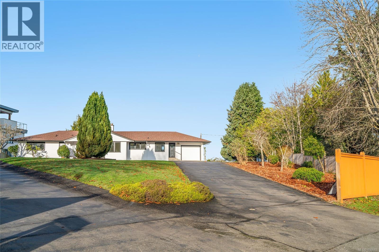 441 MEMORIAL AVE - 36