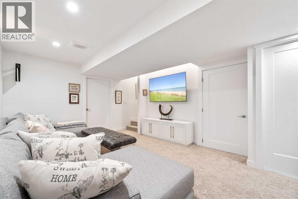 Single Family House for Sale in   Avenue SE Rangeview Calgary 