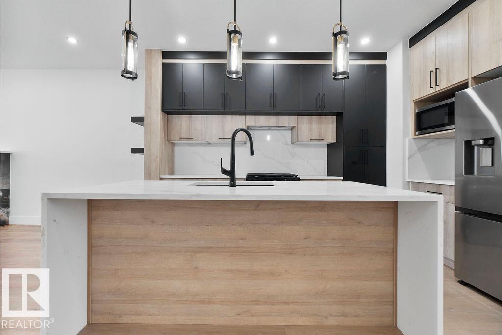 12307 91 st NW NW, Edmonton