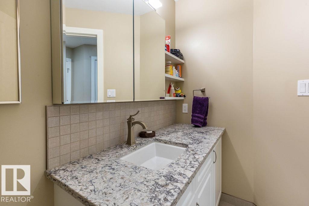 #301 9707 105 ST NW - 27