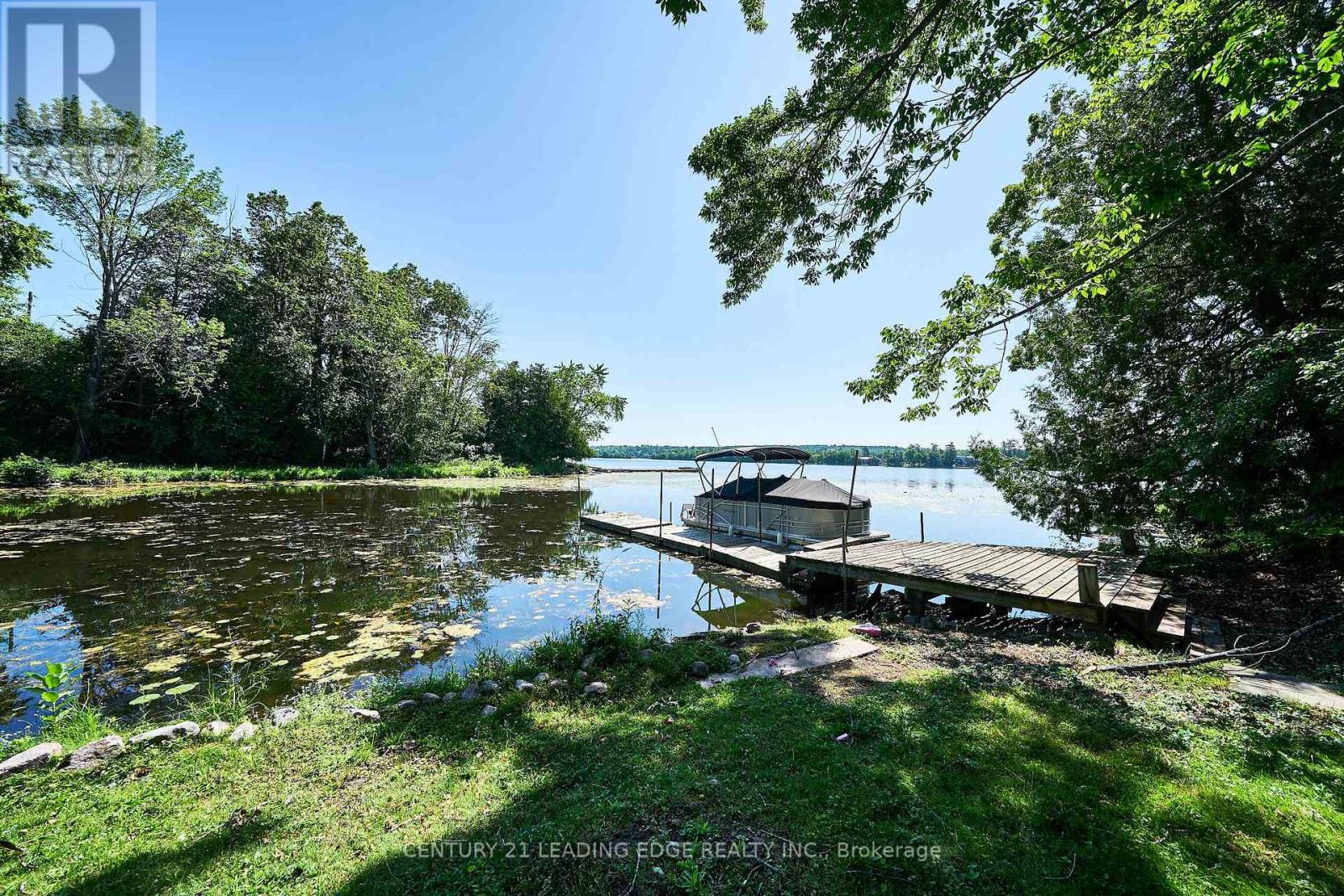 225 ARNOTT DRIVE - 15
