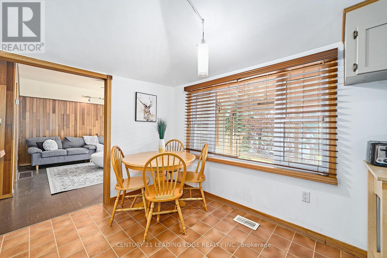 225 ARNOTT DRIVE - 24