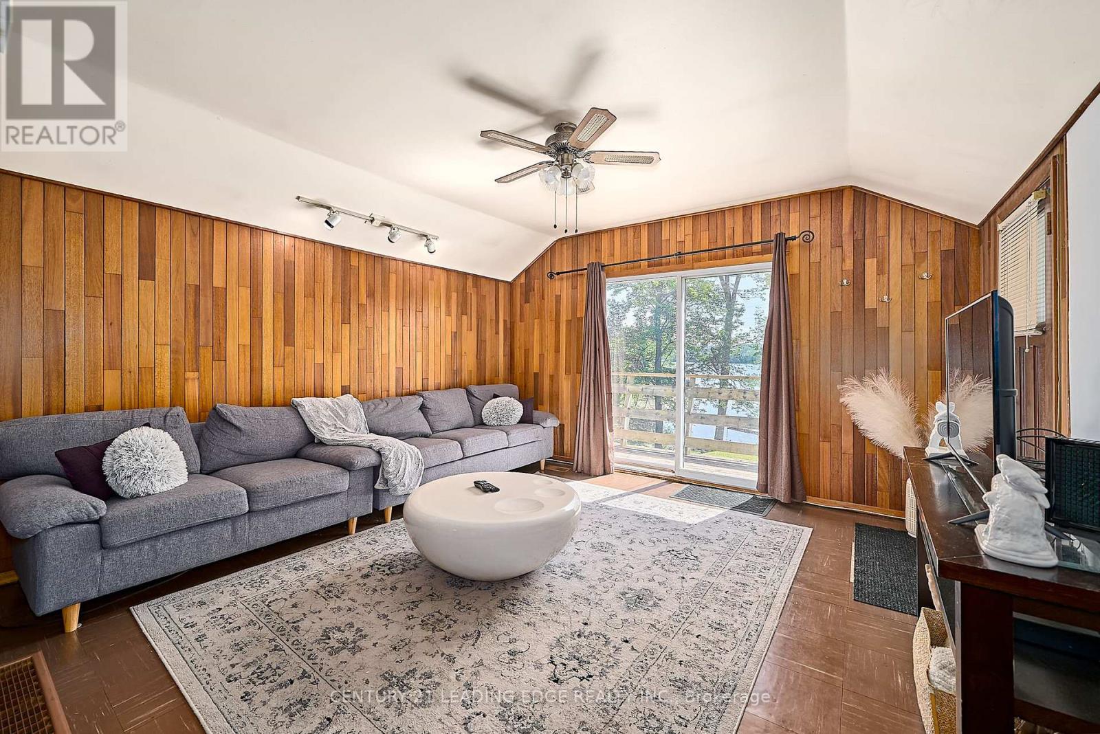 225 ARNOTT DRIVE - 28