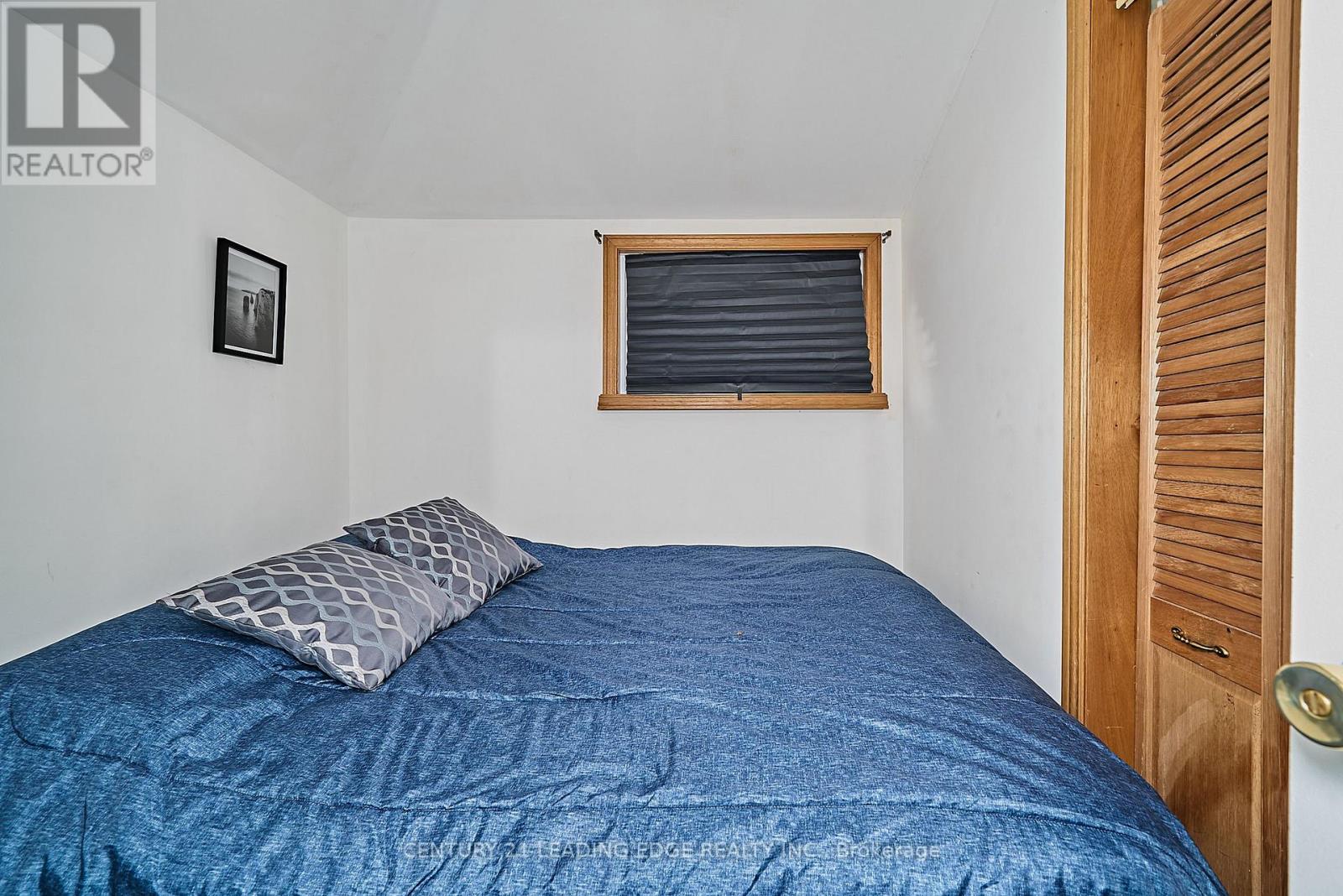 225 ARNOTT DRIVE - 37