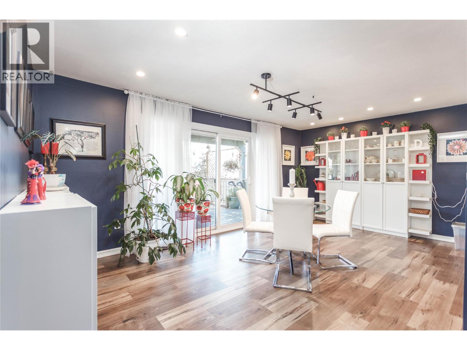  2138 Catt Avenue, Lumby