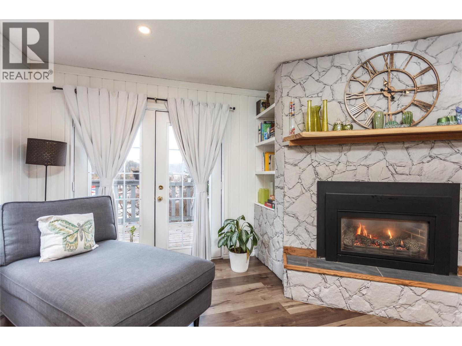  2138 Catt Avenue, Lumby