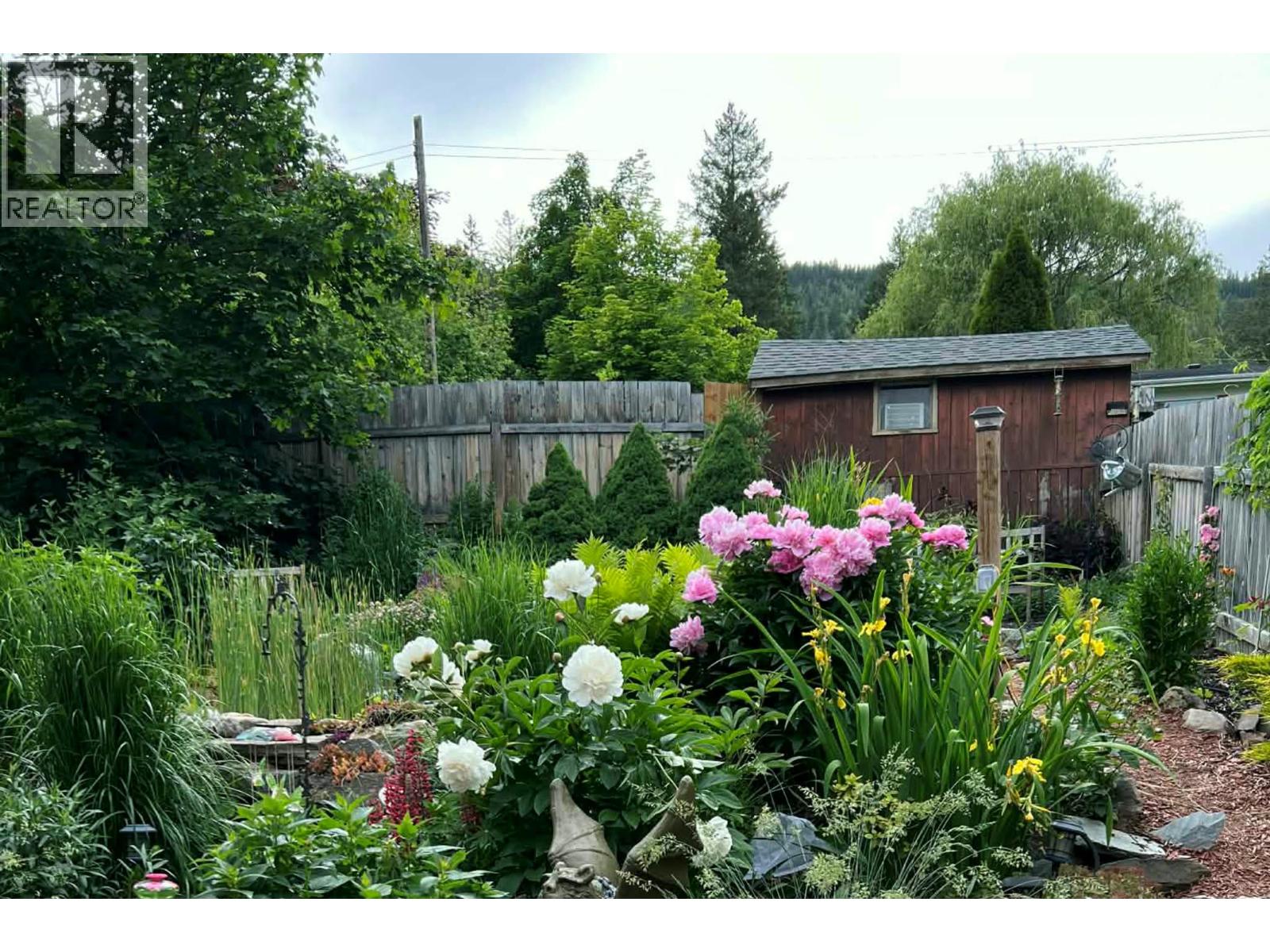  2138 Catt Avenue, Lumby