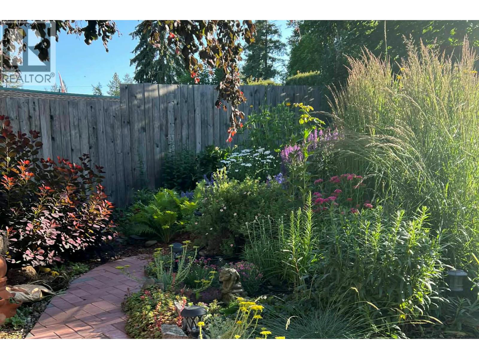  2138 Catt Avenue, Lumby