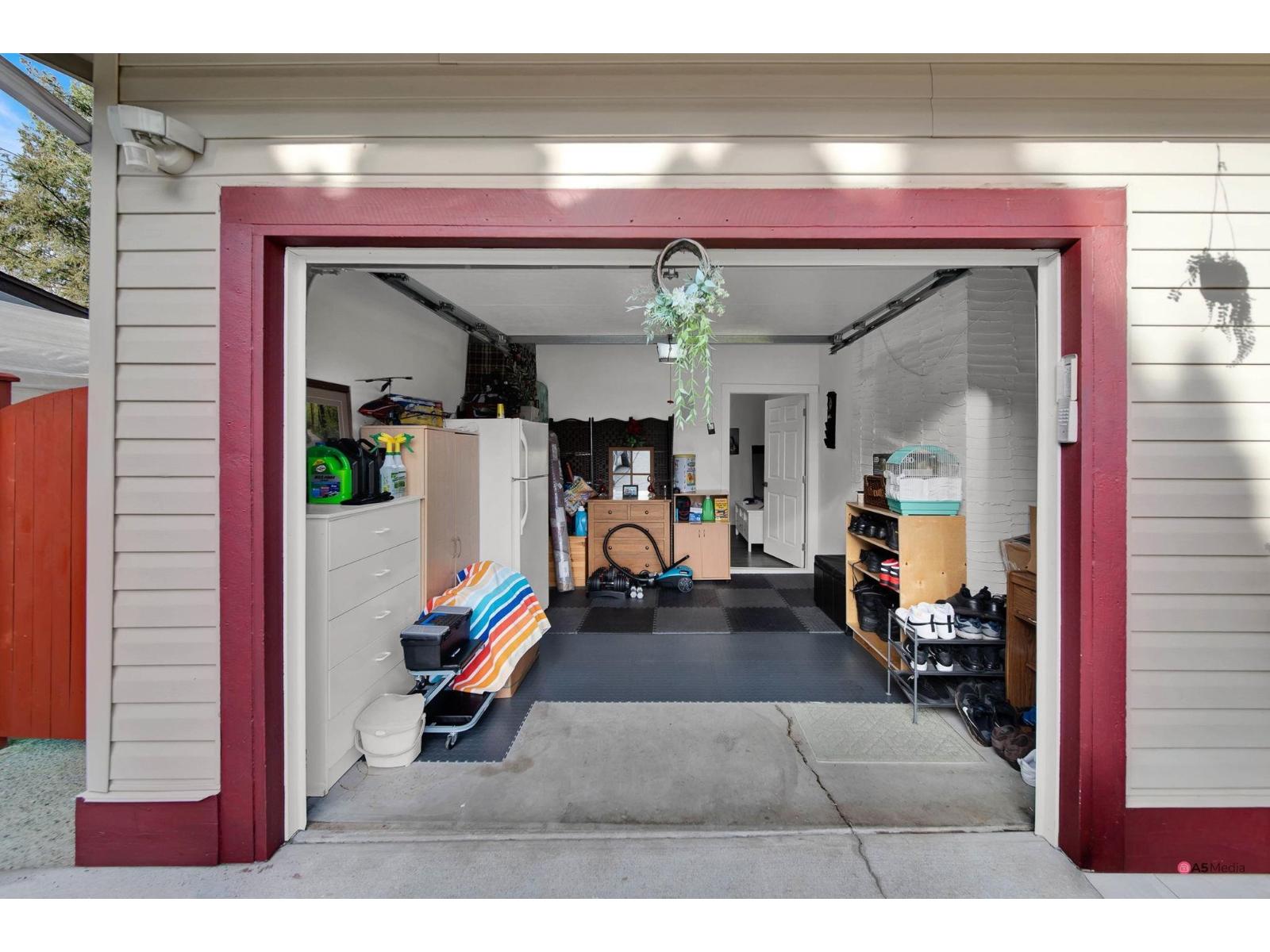 26655 32 AVENUE, Langley