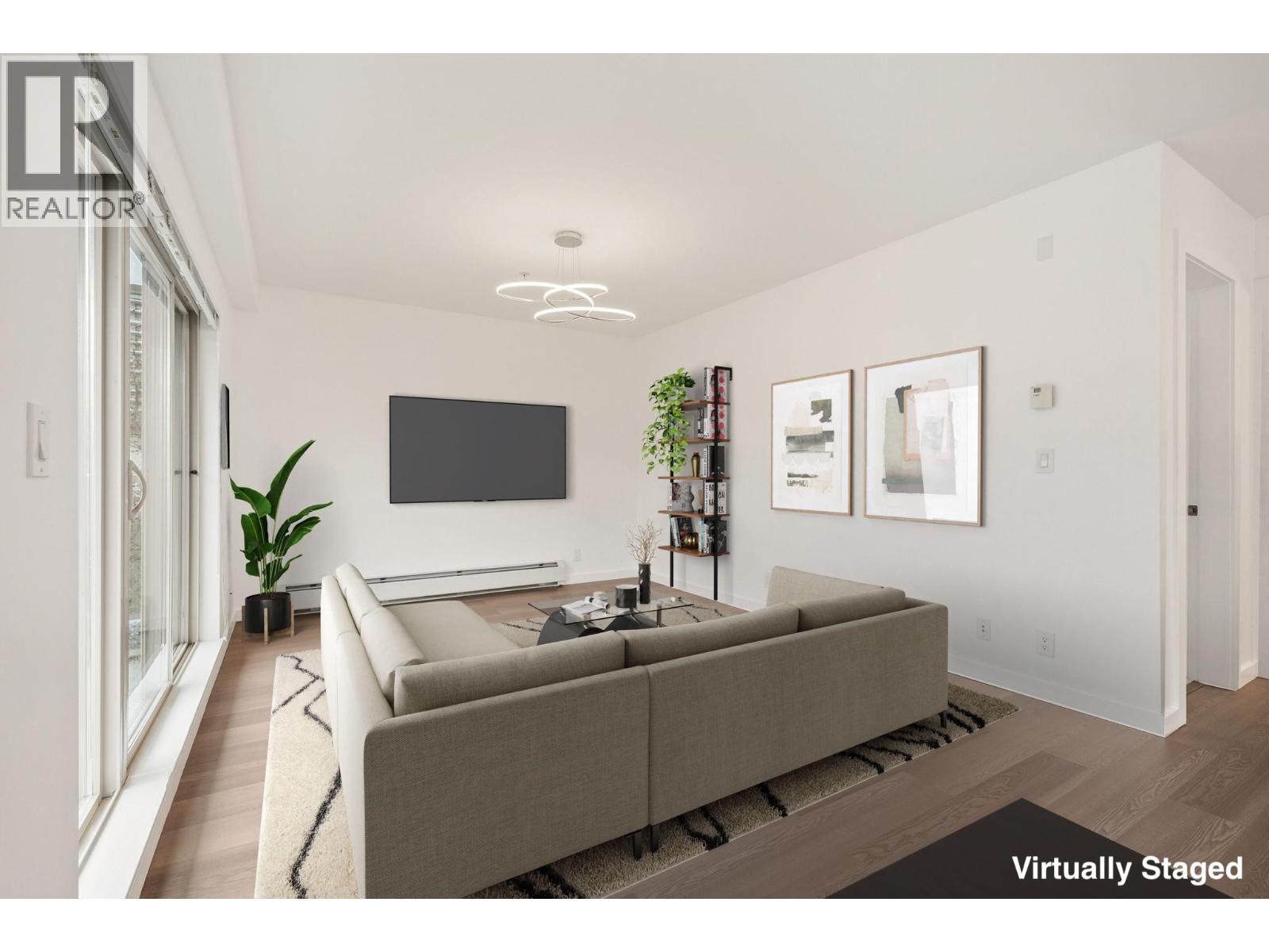 303 1033 ST. GEORGE'S AVENUE, North Vancouver