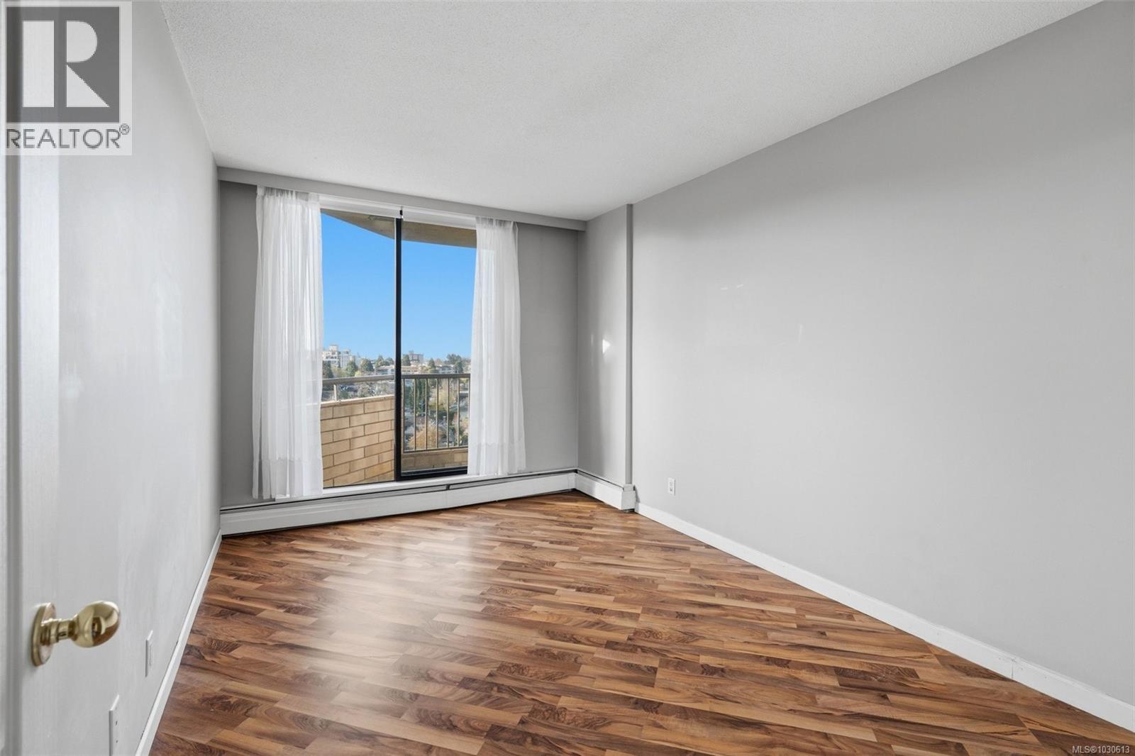 1010 620 Toronto St, Victoria