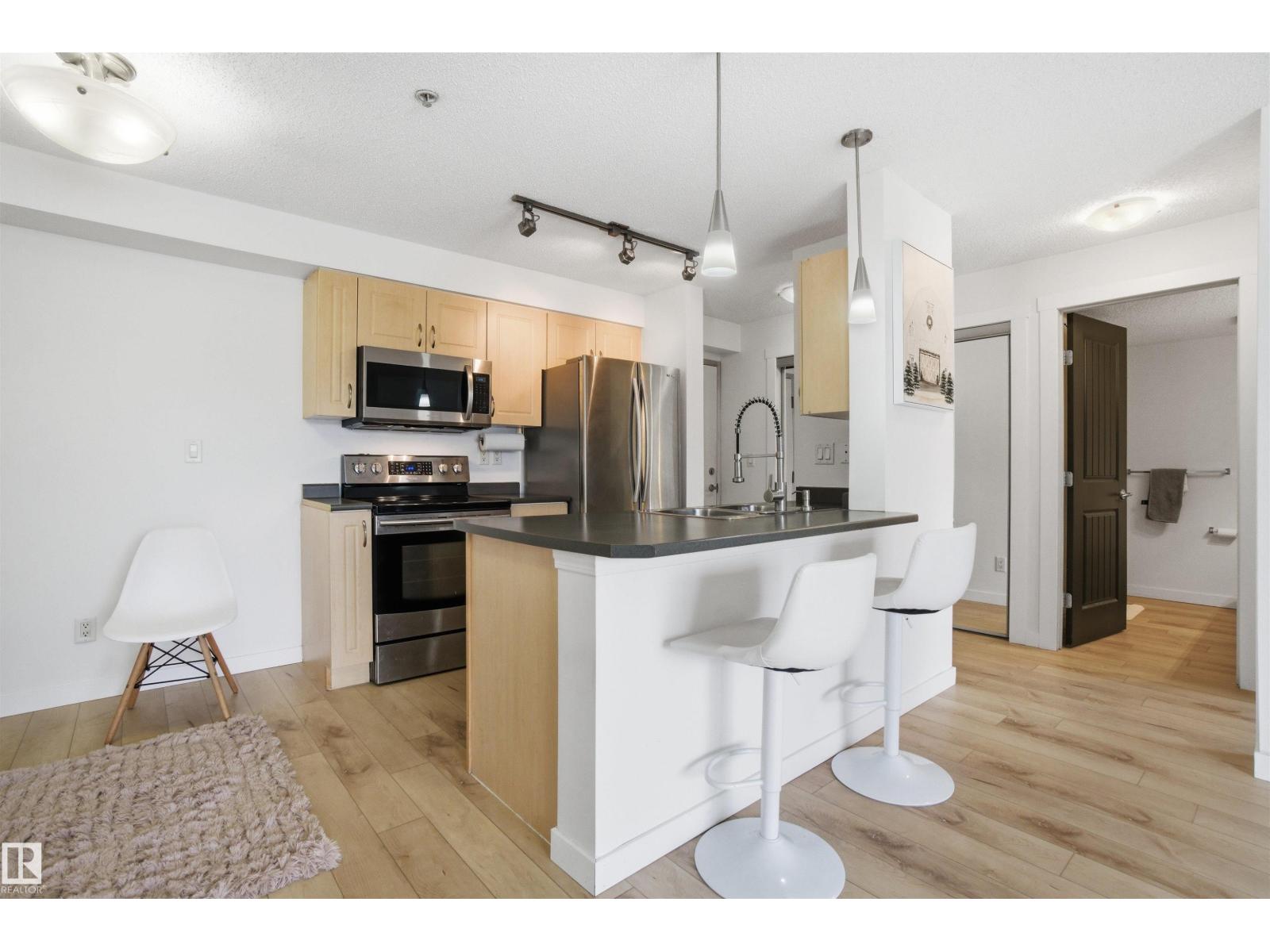 #203 13908 136 ST NW, Edmonton