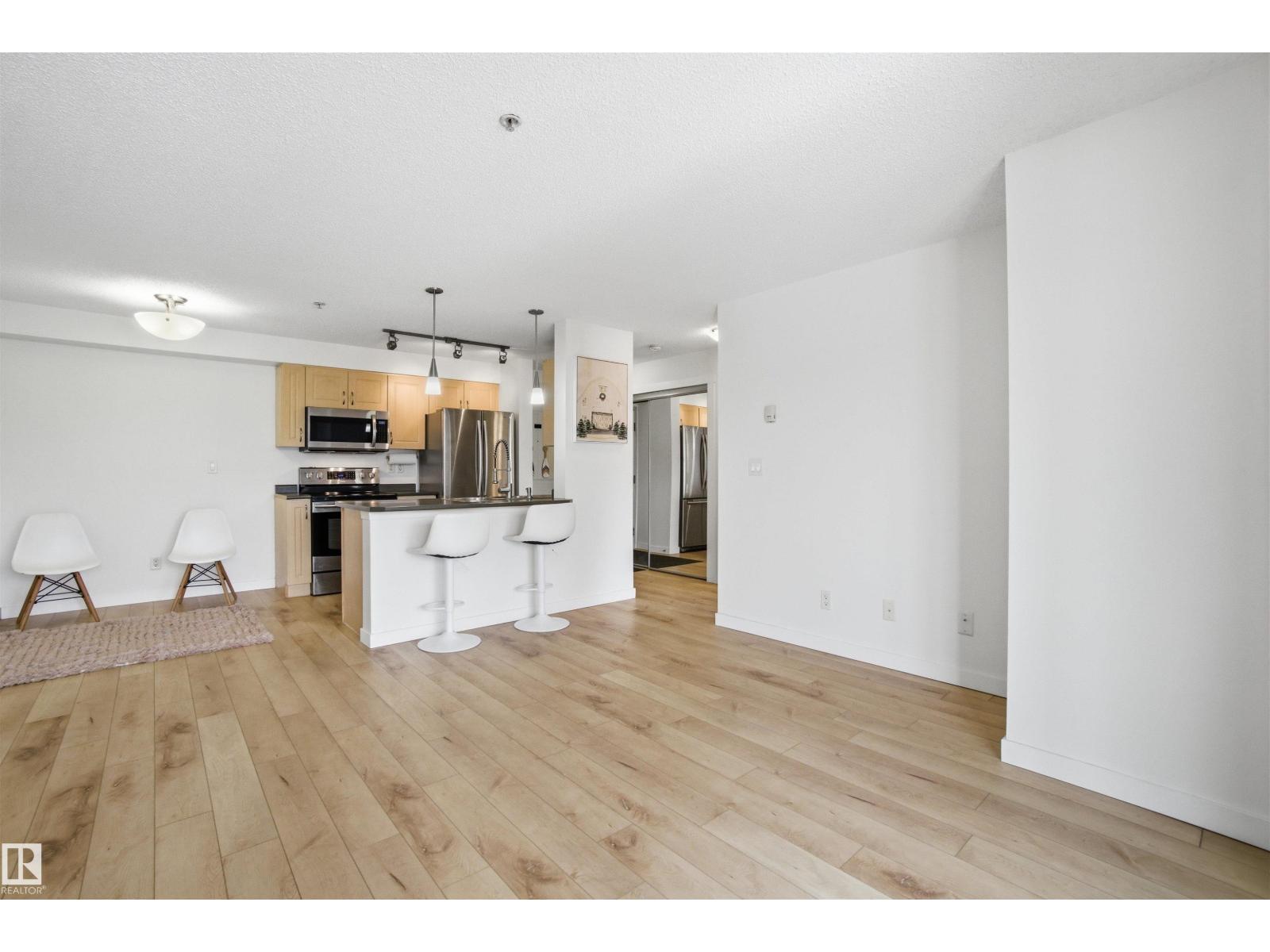 #203 13908 136 ST NW, Edmonton