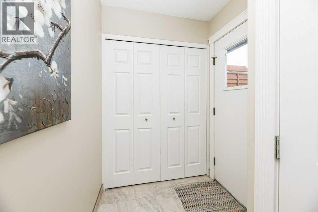 11 Nellis Avenue, Red Deer