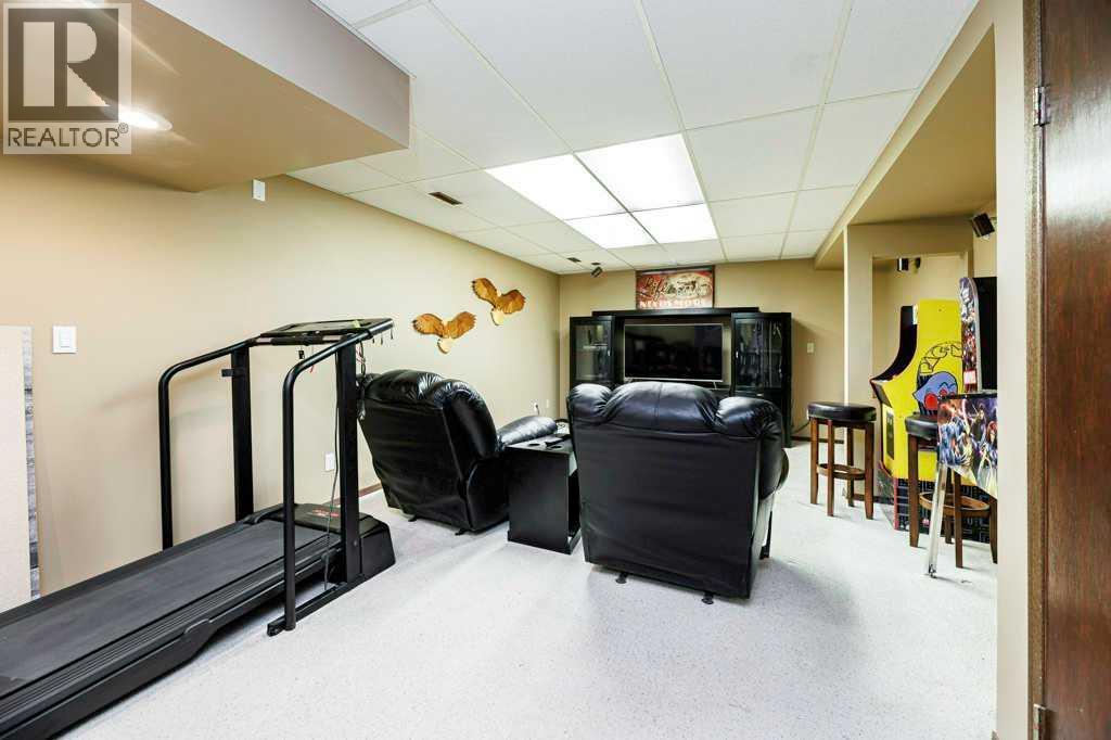 11 Nellis Avenue, Red Deer