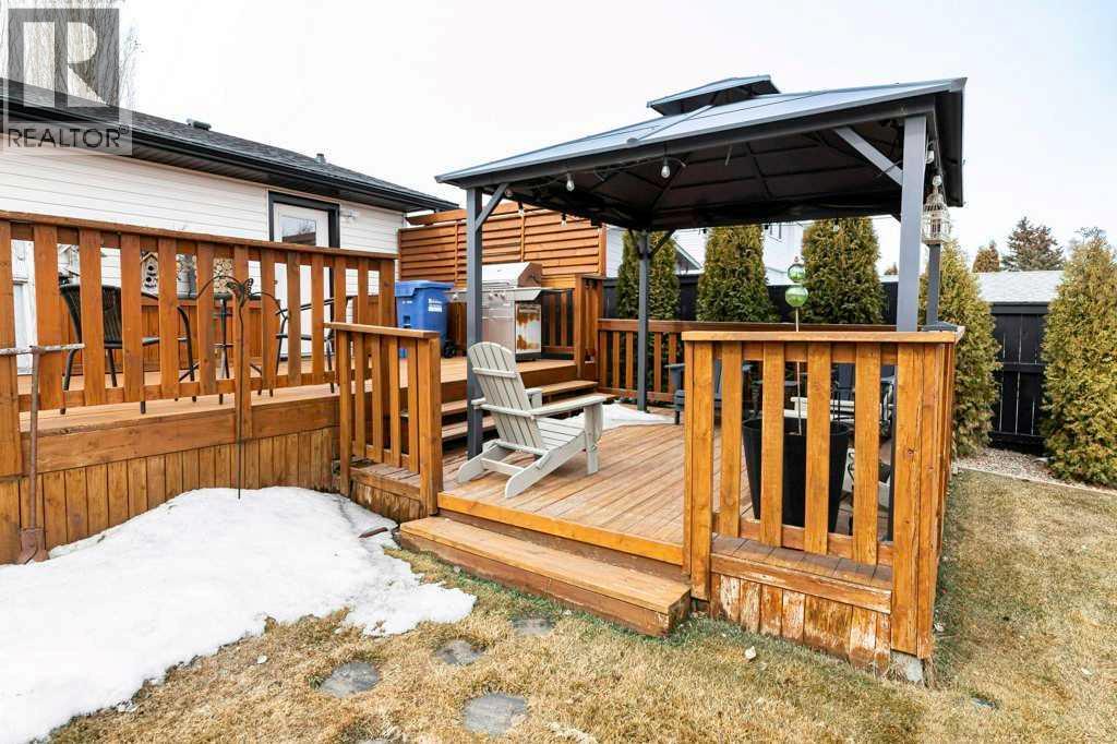 11 Nellis Avenue, Red Deer