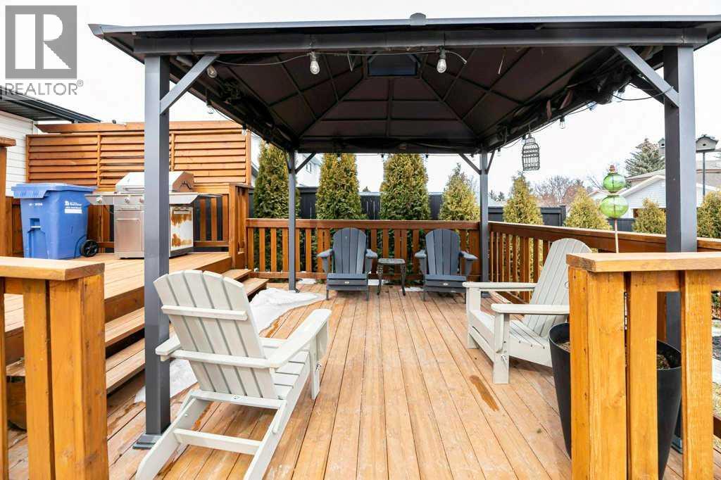 11 Nellis Avenue, Red Deer