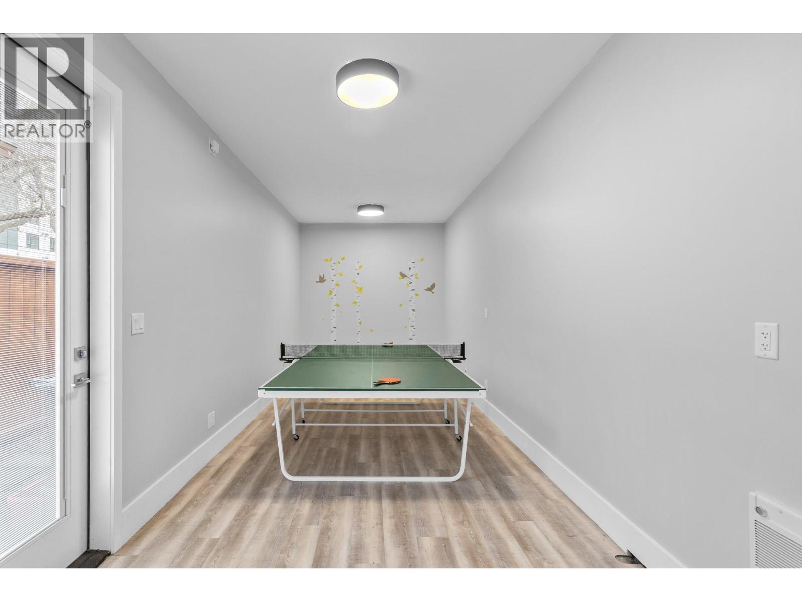 827 Saucier Avenue, Kelowna