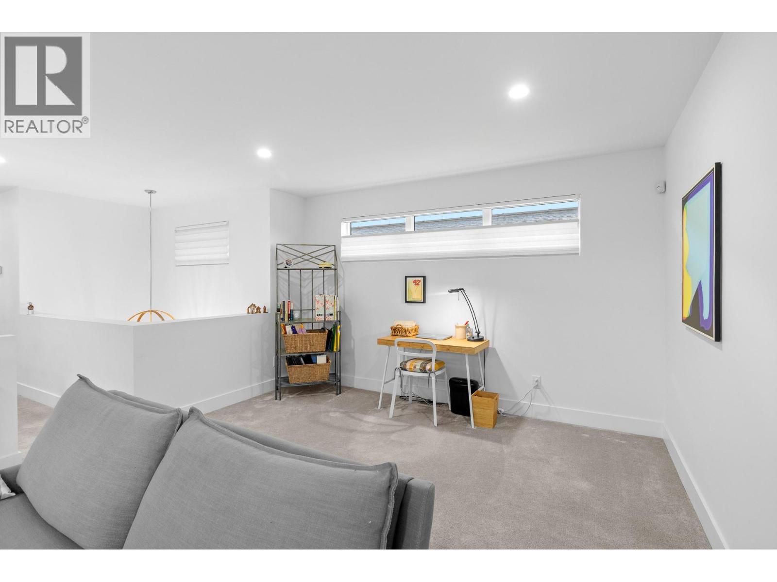 827 Saucier Avenue, Kelowna