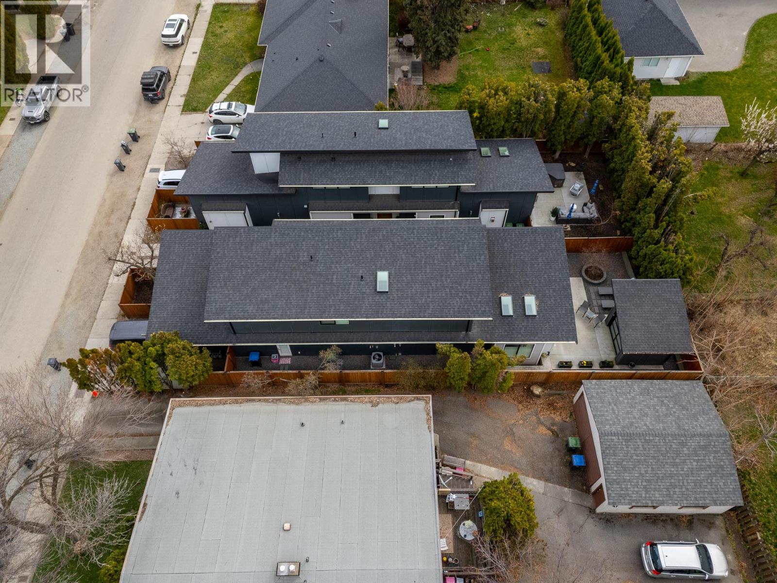 827 Saucier Avenue, Kelowna