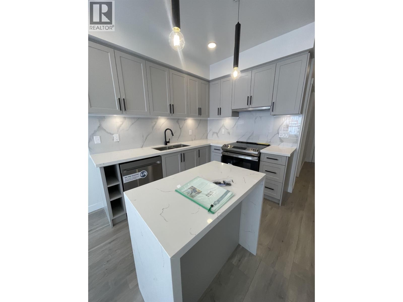 228 12109 223 Street - main photo